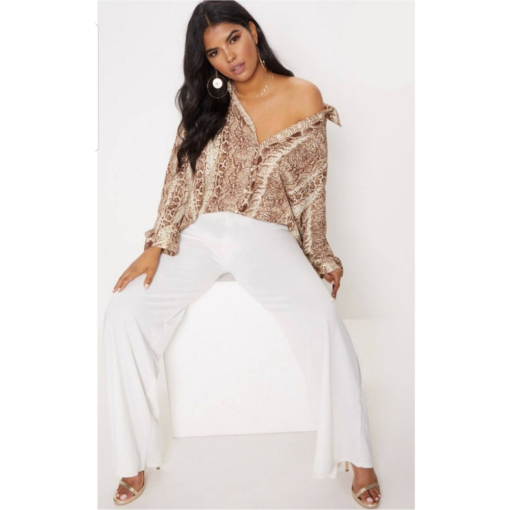 PLT Women's Brown Snake Print Button Up